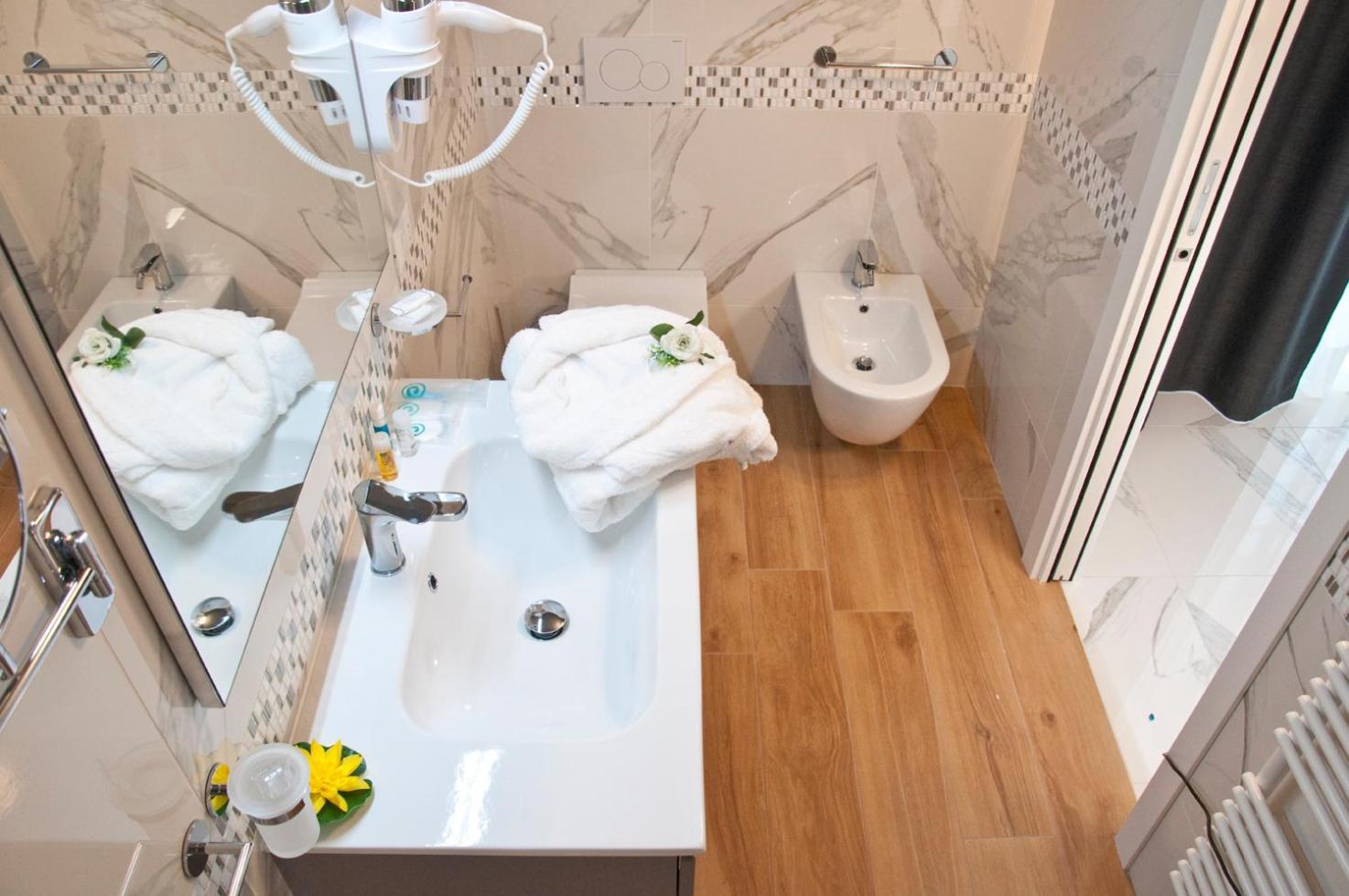 מסיניאנו Ambruosi Village Resort & Spa מראה חיצוני תמונה
