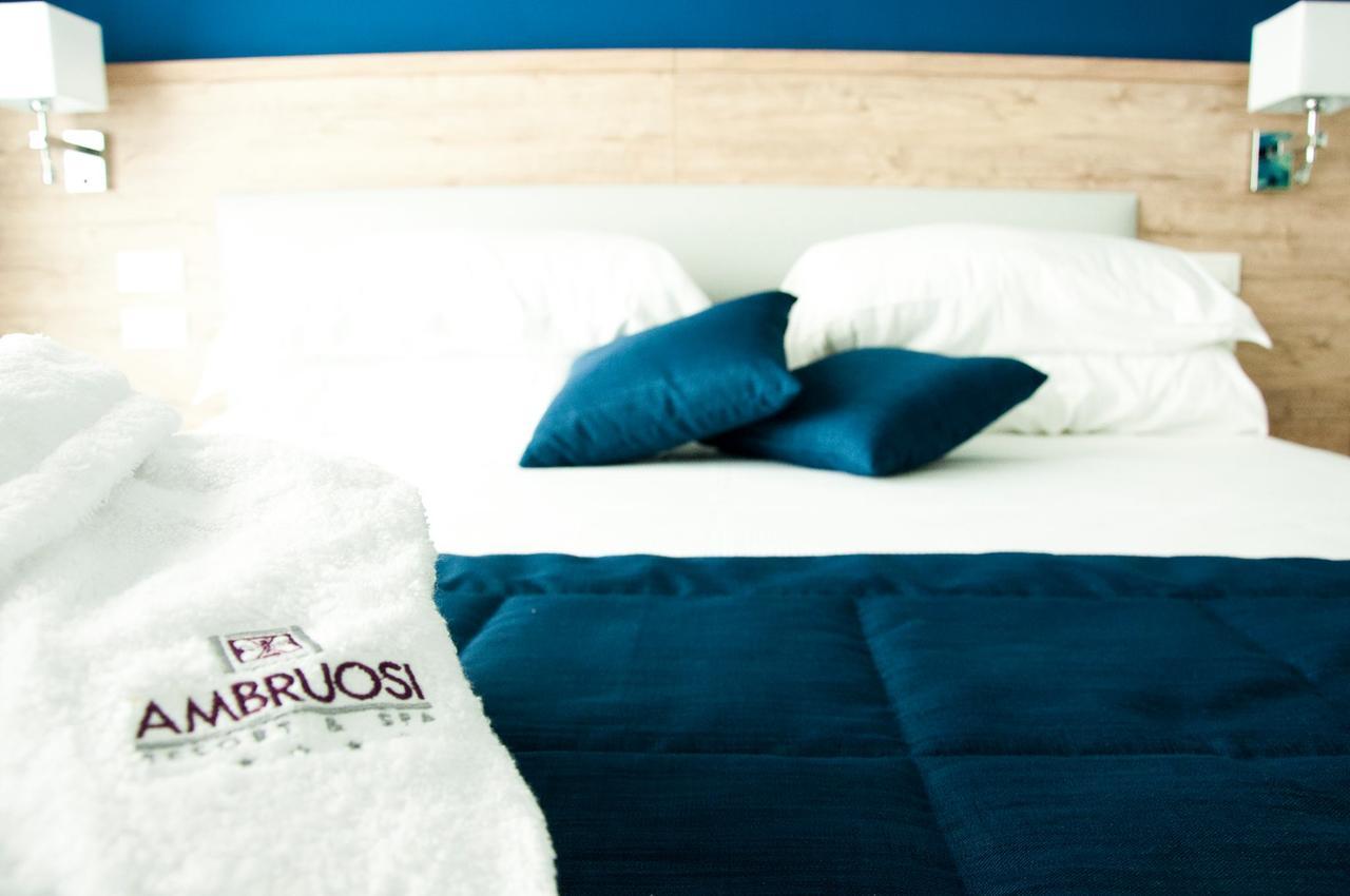 מסיניאנו Ambruosi Village Resort & Spa מראה חיצוני תמונה
